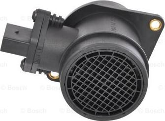 BOSCH 0 280 218 063 - Gaisa masas mērītājs www.autospares.lv