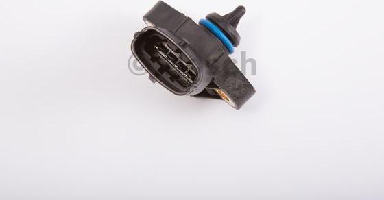 BOSCH 0 281 006 123 - Devējs, Eļļas temperatūra / spiediens autospares.lv