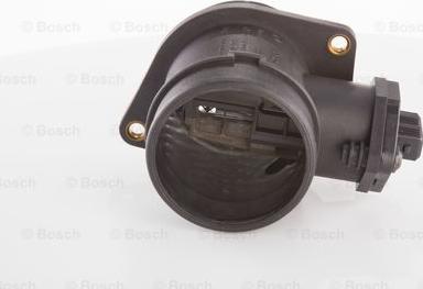 BOSCH 0 281 002 144 - Gaisa masas mērītājs www.autospares.lv