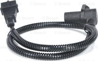 BOSCH 0 281 002 332 - Impulsu devējs, Kloķvārpsta www.autospares.lv