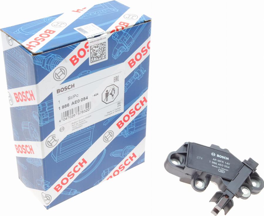 BOSCH 1 986 AE0 054 - Voltage regulator, alternator www.autospares.lv