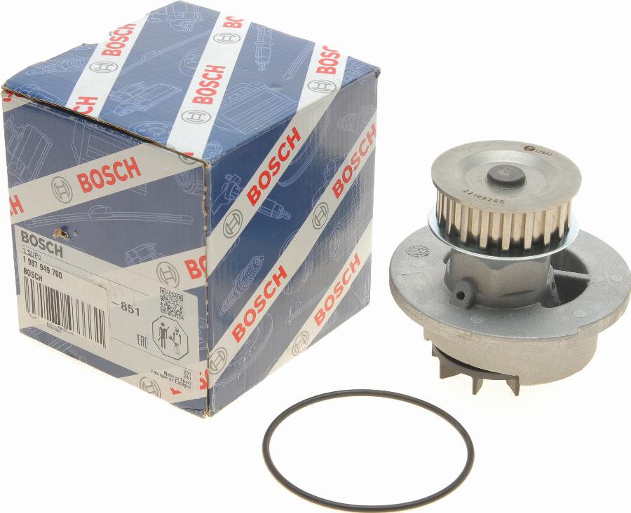 BOSCH 1 987 949 700 - Ūdenssūknis www.autospares.lv