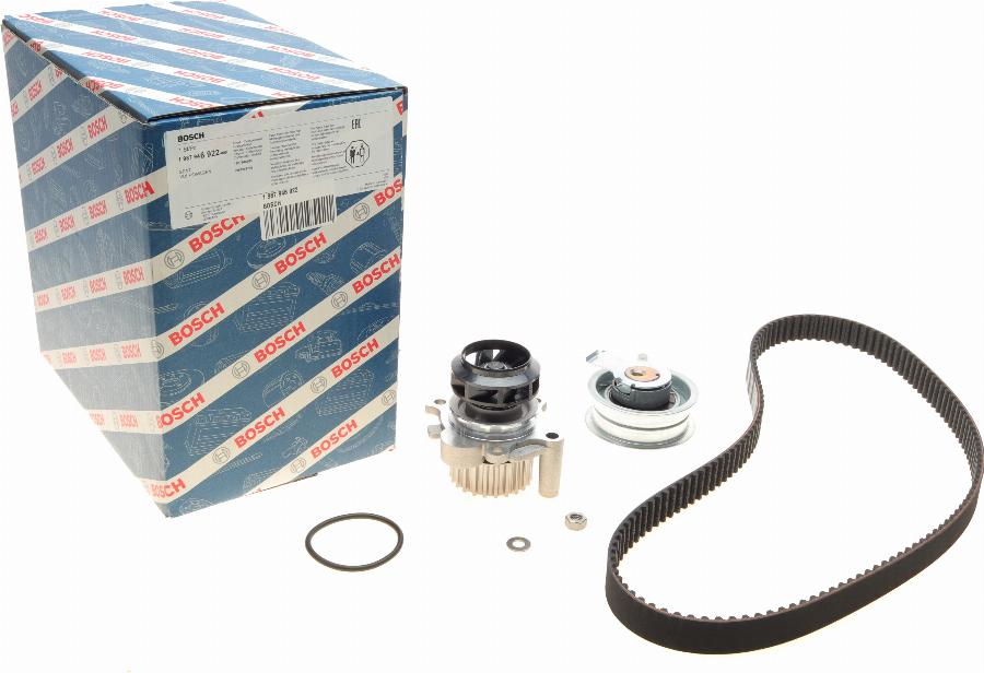 BOSCH 1 987 946 922 - Ūdenssūknis + Zobsiksnas komplekts www.autospares.lv