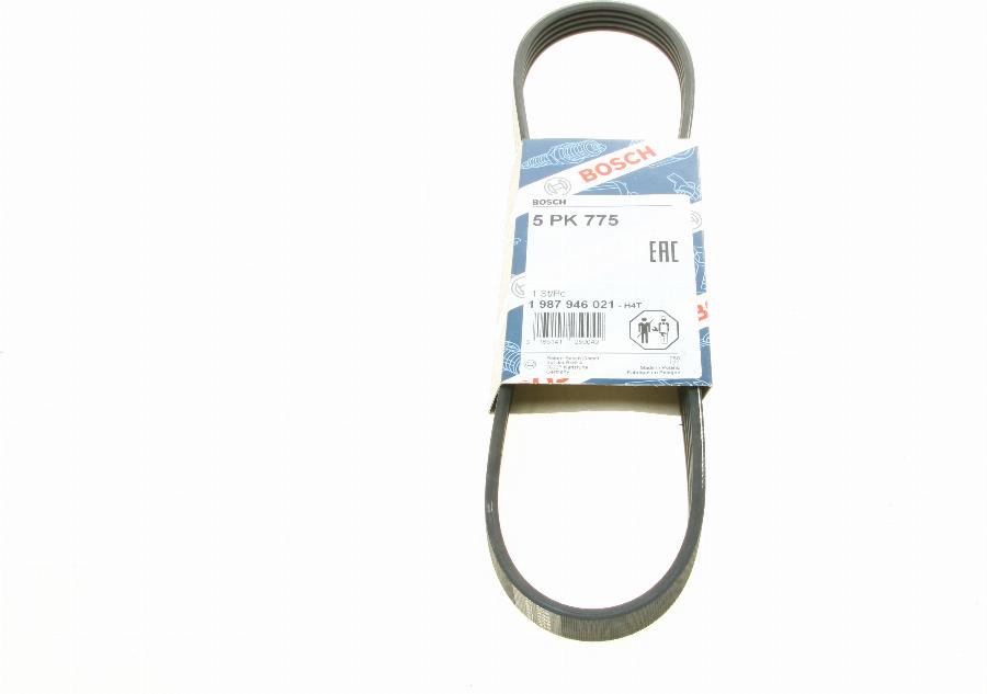 BOSCH 1 987 946 021 - Поликлиновой ремень www.autospares.lv