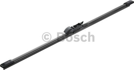 BOSCH 3 397 008 996 - Stikla tīrītāja slotiņa www.autospares.lv