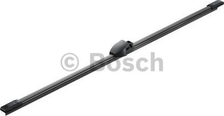 BOSCH 3 397 008 009 - Stikla tīrītāja slotiņa www.autospares.lv