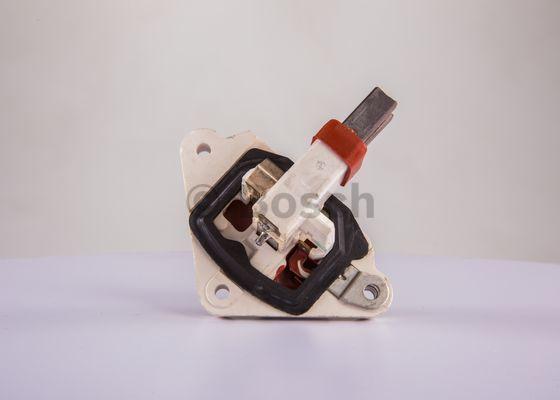 BOSCH 2 127 311 001 - Регулятор напряжения, генератор www.autospares.lv