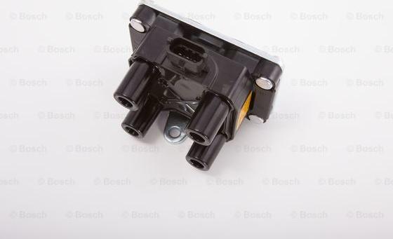 BOSCH F 000 ZS0 215 - Aizdedzes spole www.autospares.lv