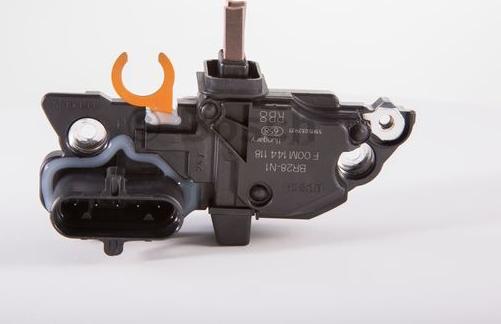 BOSCH F 00M 144 118 - Voltage regulator, alternator www.autospares.lv