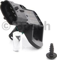 BOSCH F 01C 600 110 - Датчик, давление наддува www.autospares.lv