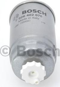 BOSCH F 026 402 076 - Degvielas filtrs www.autospares.lv