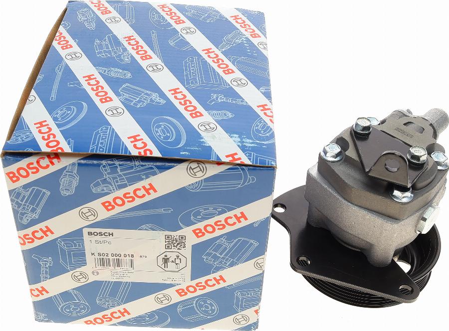 BOSCH K S02 000 018 - Hidrosūknis, Stūres iekārta www.autospares.lv