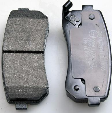 Denckermann B111033 - Brake Pad Set, disc brake www.autospares.lv