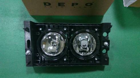 Depo 450-2001L-UE - Miglas lukturis www.autospares.lv