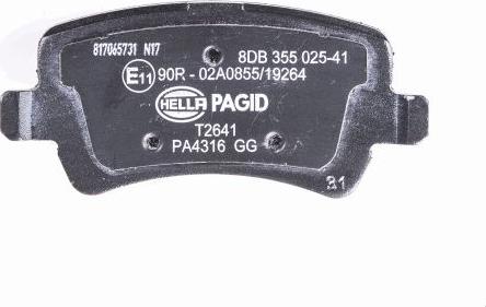 HELLA 8DB 355 025-411 - Bremžu uzliku kompl., Disku bremzes www.autospares.lv