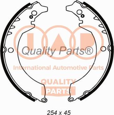 IAP QUALITY PARTS 705-03020 - Brake Shoe Set www.autospares.lv