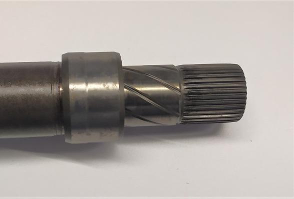 Löbro 306735 - Piedziņas vārpsta www.autospares.lv