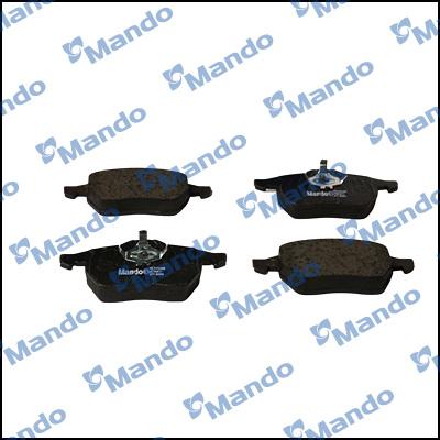 Mando MBF015117 - Тормозные колодки, дисковые, комплект www.autospares.lv