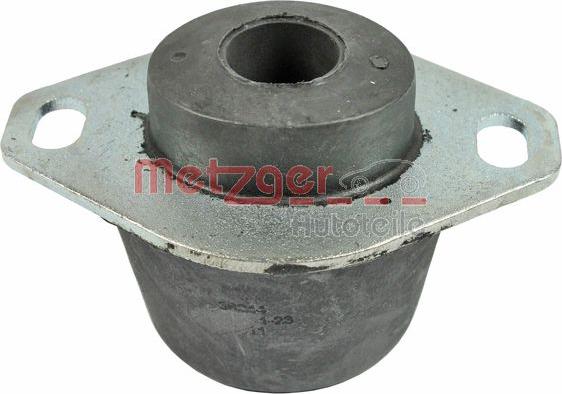 Metzger 8053756 - Piekare, Dzinējs autospares.lv