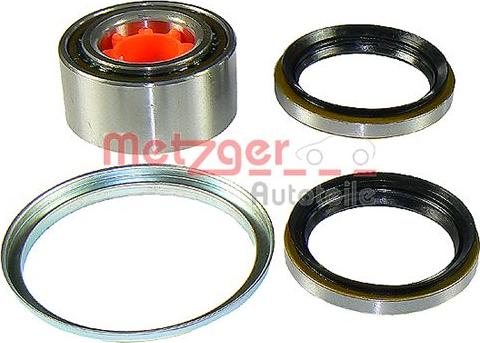 Metzger WM 946 - Подшипник ступицы колеса, комплект www.autospares.lv