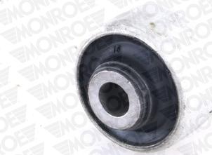 Monroe L28827 - Bush of Control / Trailing Arm www.autospares.lv