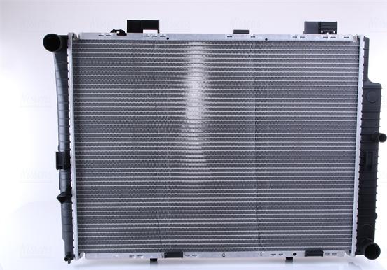 Nissens 62598A - Radiator, engine cooling www.autospares.lv