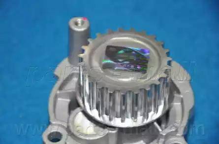 Parts-Mall PHX-003T - Water Pump www.autospares.lv