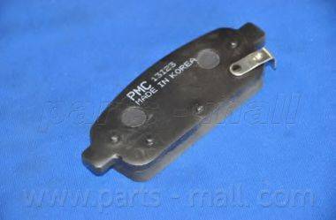 Parts-Mall PKC-024 - Тормозные колодки, дисковые, комплект www.autospares.lv