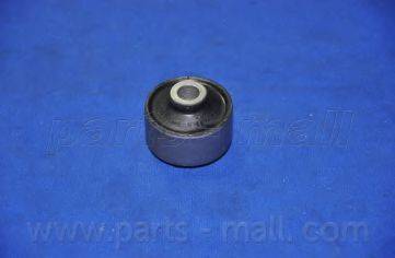 Parts-Mall PXCBC-009B - Piekare, Šķērssvira www.autospares.lv