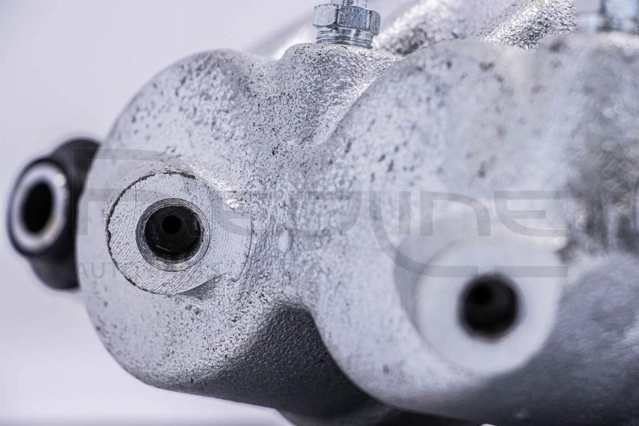 Red Line 78NI006 - Brake Caliper www.autospares.lv