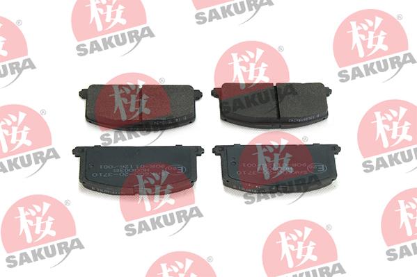 SAKURA 600-20-3710 - Тормозные колодки, дисковые, комплект www.autospares.lv