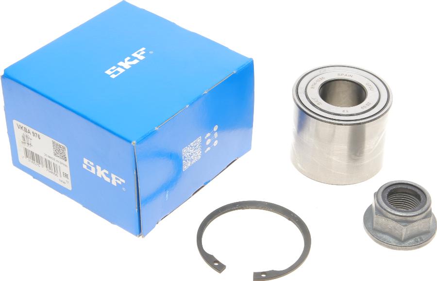 SKF VKBA 976 - Wheel hub, bearing Kit www.autospares.lv