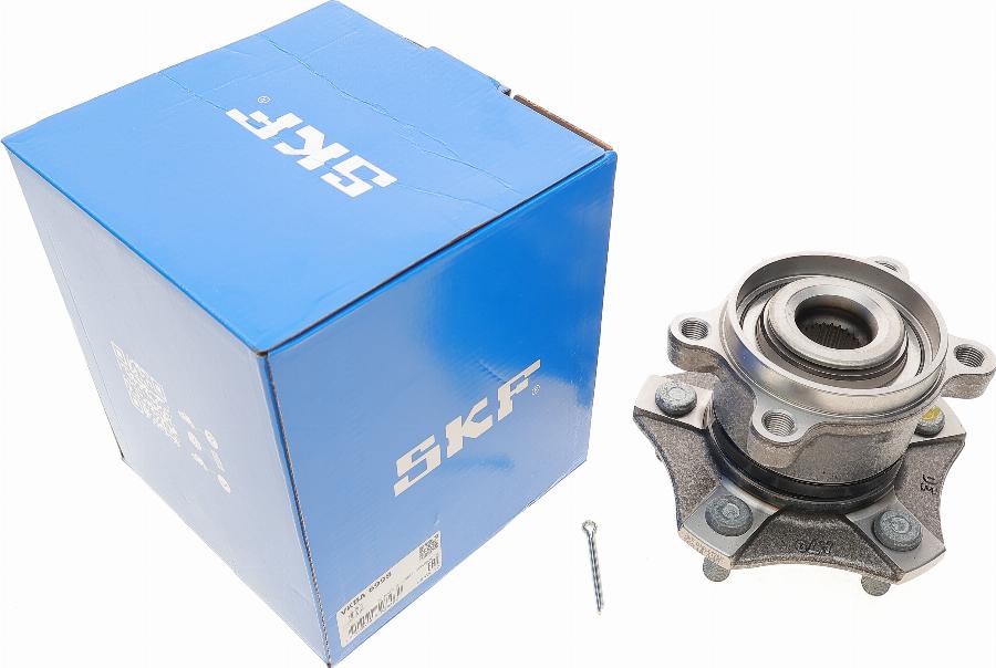 SKF VKBA 6998 - Подшипник ступицы колеса, комплект www.autospares.lv