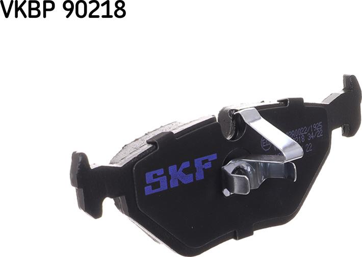 SKF VKBP 90218 - Тормозные колодки, дисковые, комплект www.autospares.lv