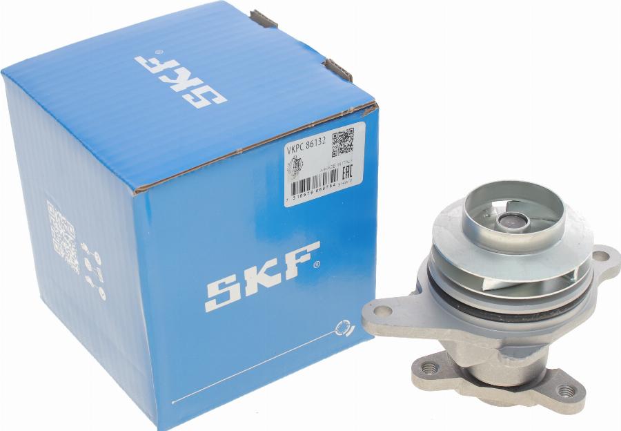 SKF VKPC 86132 - Ūdenssūknis www.autospares.lv