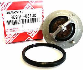 TOYOTA 90916-03100 - Coolant thermostat / housing www.autospares.lv