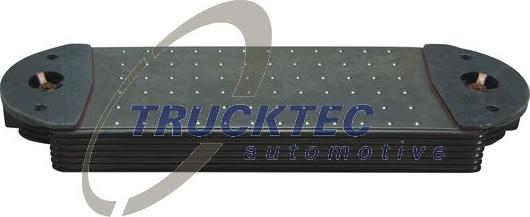 Trucktec Automotive 03.18.011 - Eļļas radiators, Motoreļļa www.autospares.lv