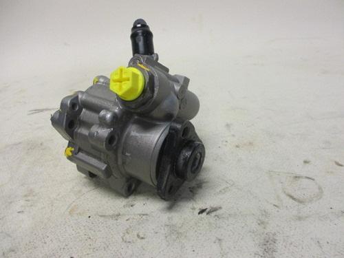 URW 32-71557 - Hydraulic Pump, steering system www.autospares.lv