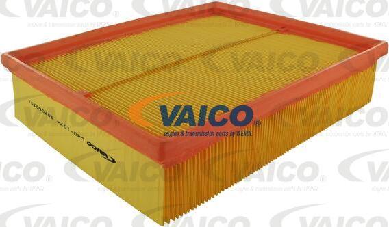 VAICO V40-1074 - Air Filter, engine www.autospares.lv