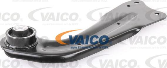 VAICO V10-4276 - Рычаг подвески колеса www.autospares.lv