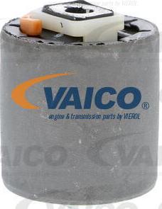 VAICO V10-1235 - Сайлентблок, рычаг подвески колеса www.autospares.lv