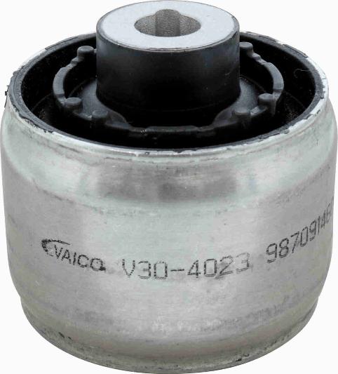 VAICO V30-4023 - Piekare, Šķērssvira www.autospares.lv