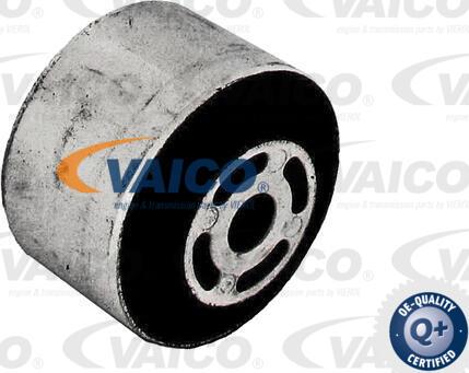 VAICO V300017 - Piekare, Tilta sija www.autospares.lv