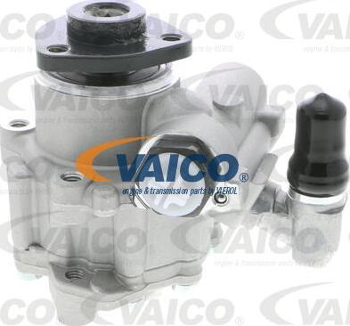 VAICO V30-1843 - Hidrosūknis, Stūres iekārta www.autospares.lv