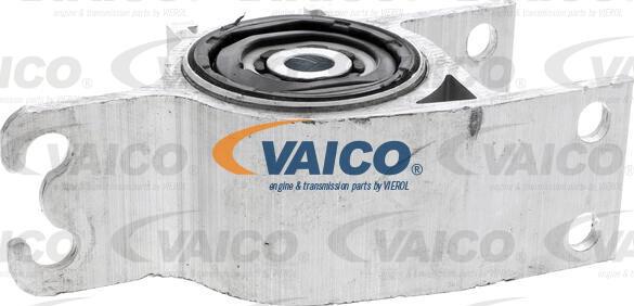 VAICO V30-3126 - Piekare, Šķērssvira www.autospares.lv