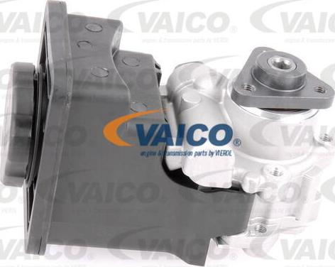 VAICO V20-1546 - Hidrosūknis, Stūres iekārta www.autospares.lv