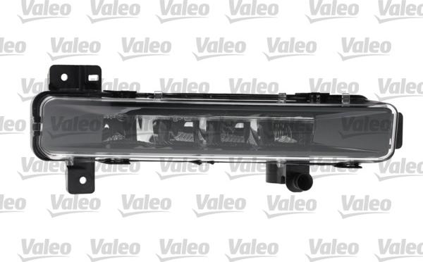 Valeo 047424 - Miglas lukturis www.autospares.lv