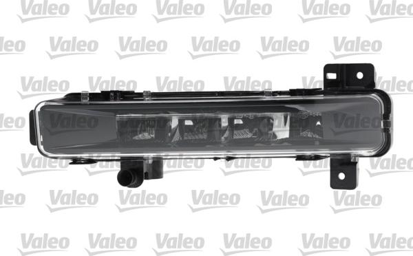 Valeo 047425 - Miglas lukturis www.autospares.lv