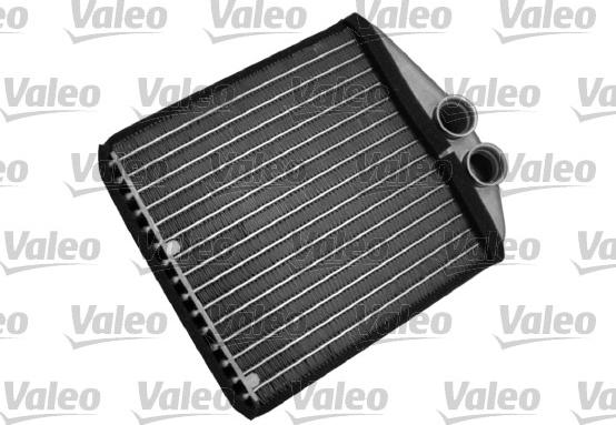 Valeo 812225 - Radiators, Motora dzesēšanas sistēma www.autospares.lv