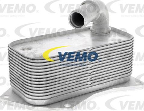 Vemo V40-60-2099 - Eļļas radiators, Motoreļļa www.autospares.lv